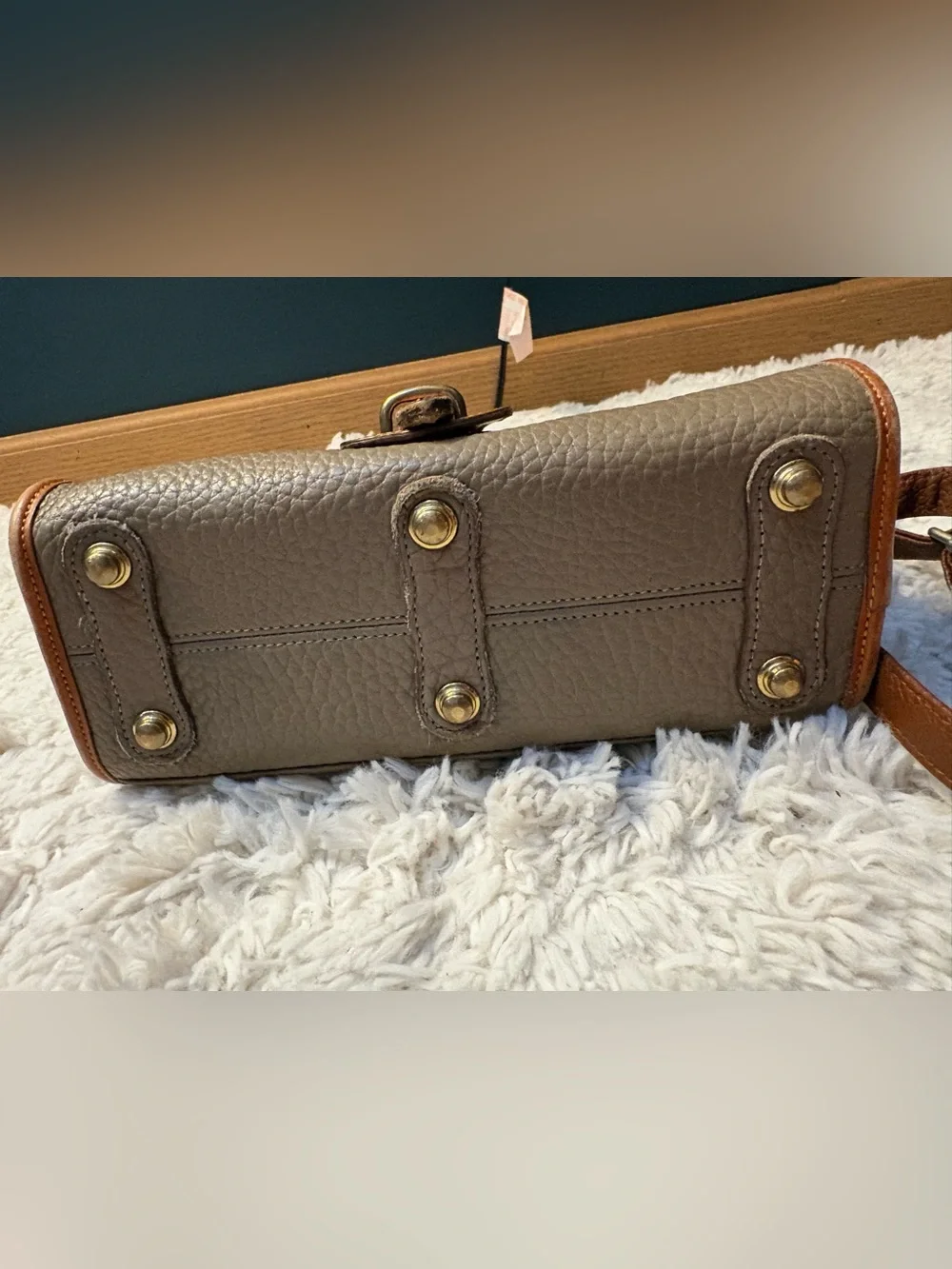 Vintage Dooney & Bourke Essex Crossbody Bag Taupe AWL British Tan Flap Medium